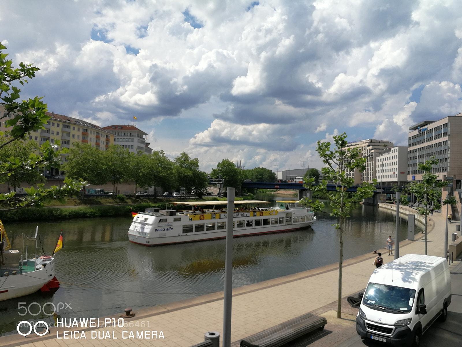 HUAWEI P10 sample photo. Untitled photography