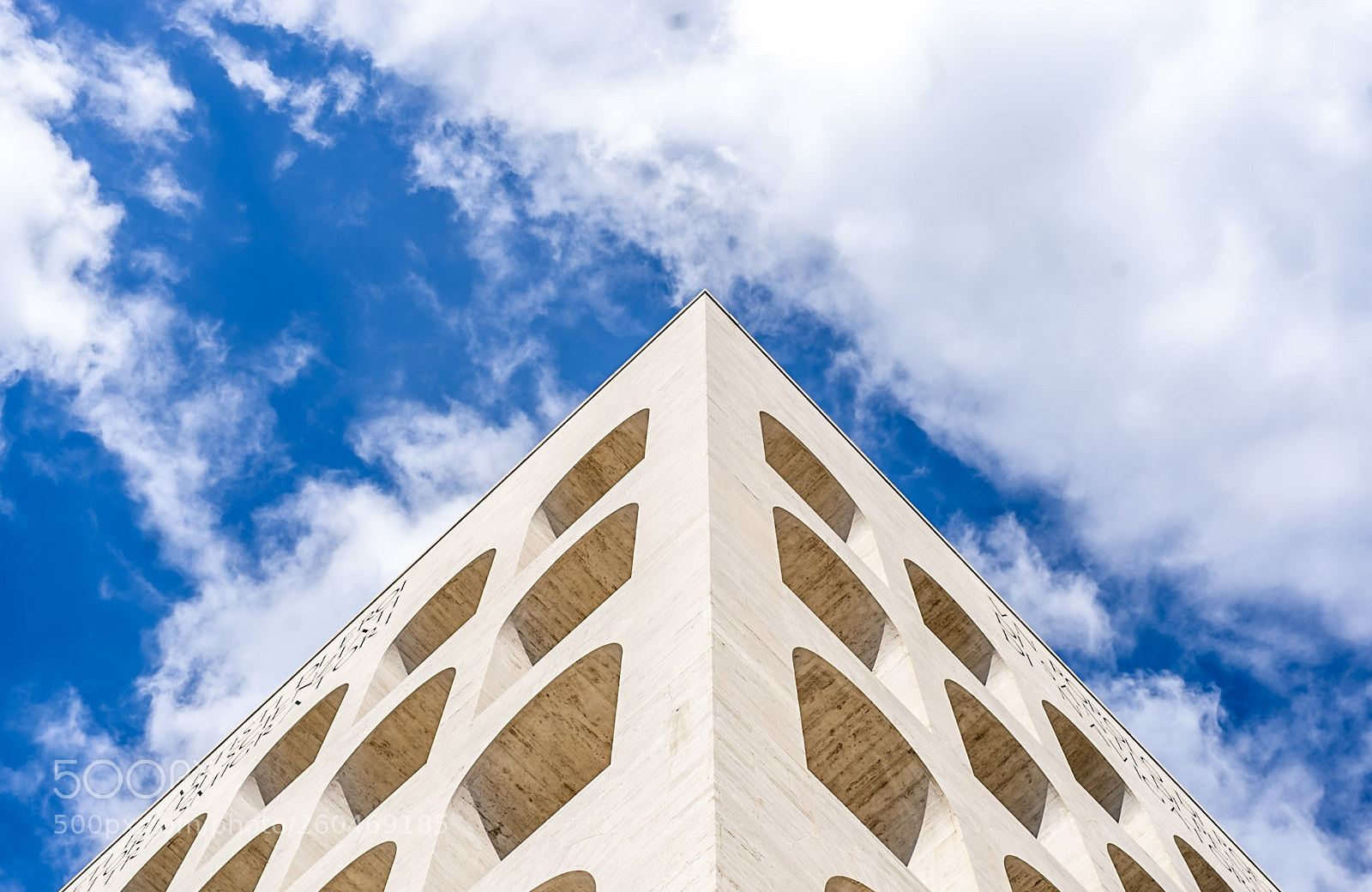 Sony a99 II sample photo. Fascist lines photography