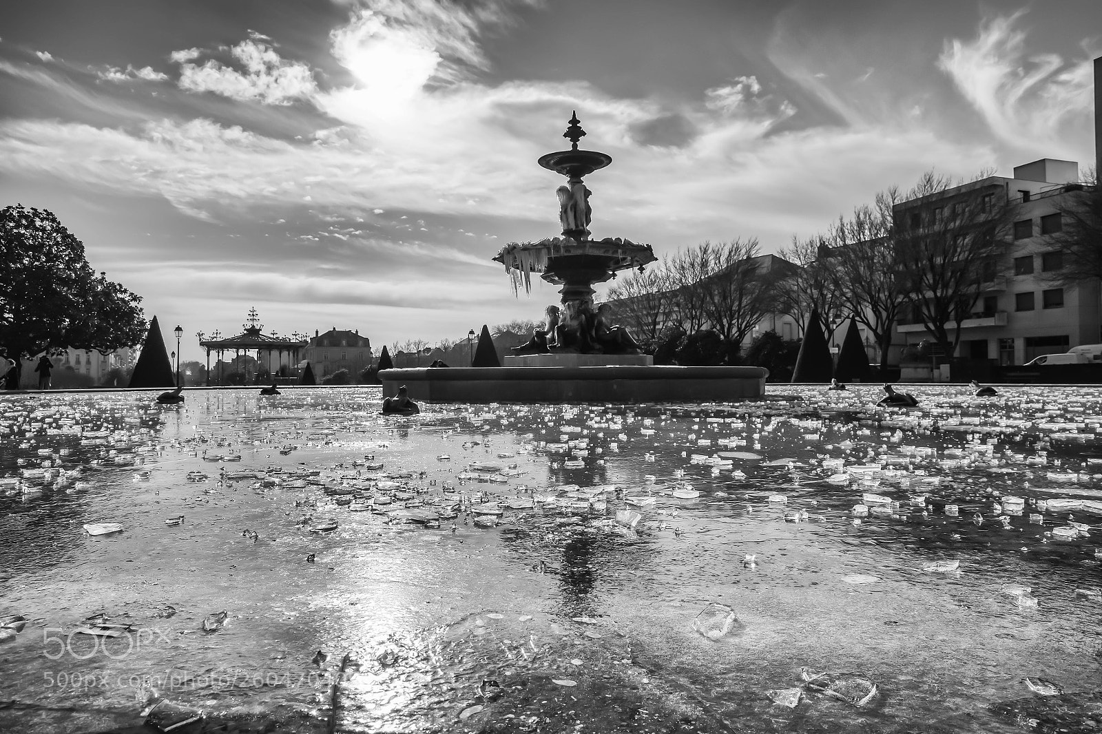 Canon EOS 6D sample photo. Fontaine geler photography