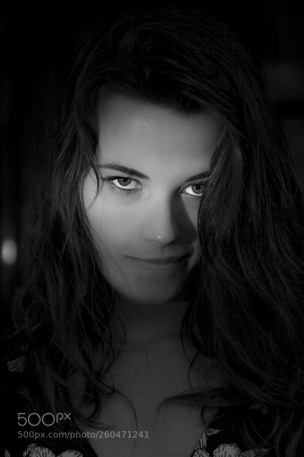 Canon EOS 5D Mark II sample photo. Noire stare photography