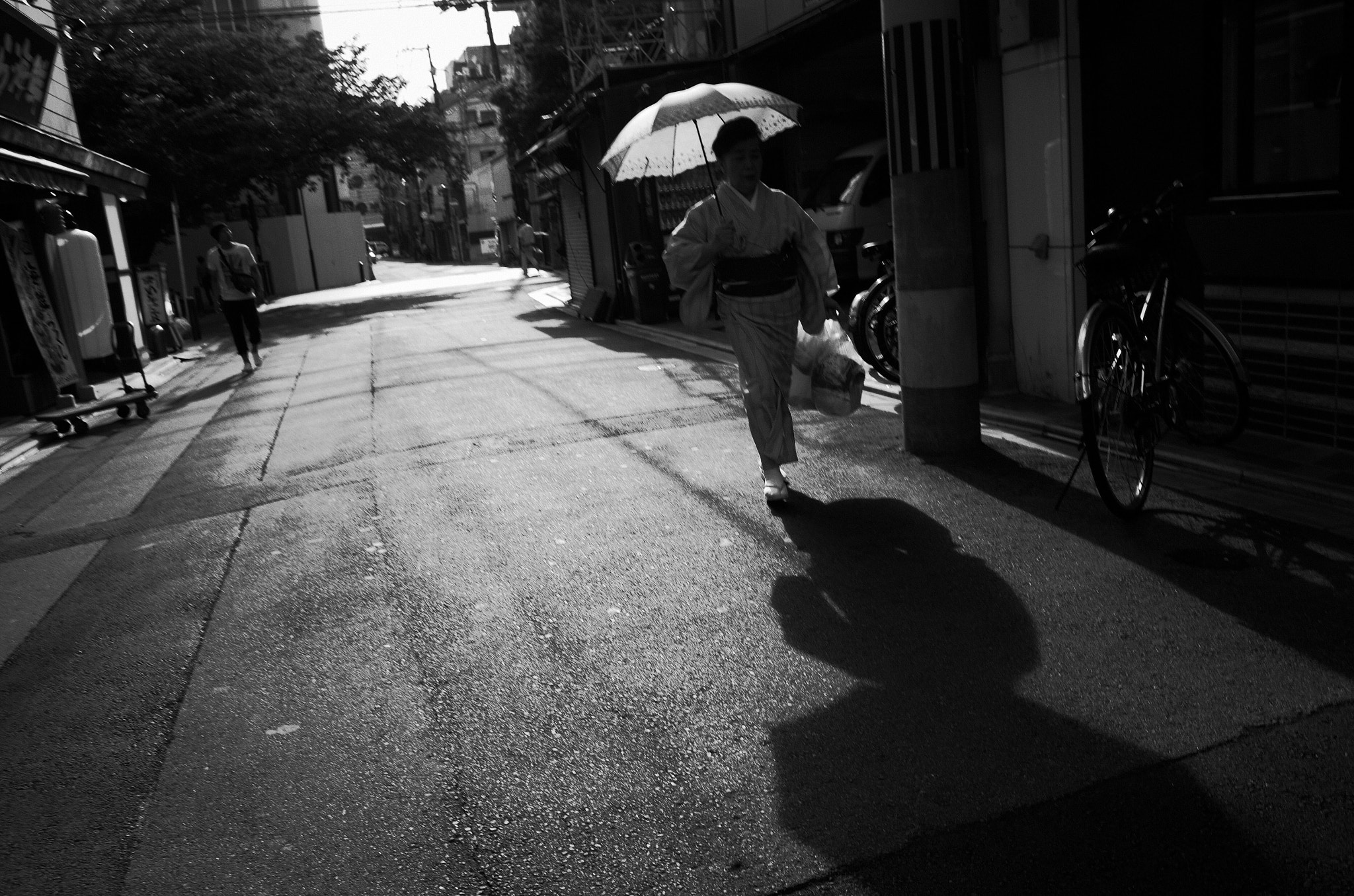 Ricoh GR sample photo. Shadow photography
