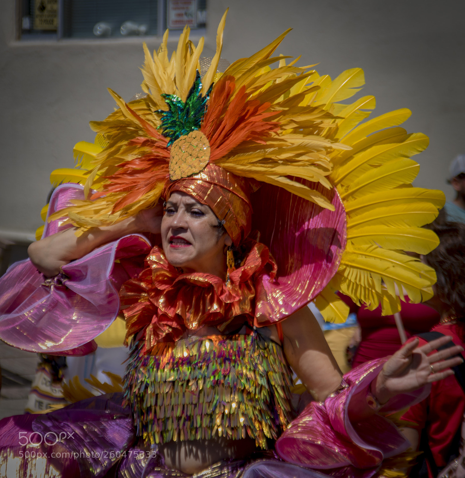 Canon EOS 750D (EOS Rebel T6i / EOS Kiss X8i) sample photo. Carnival street performance photography