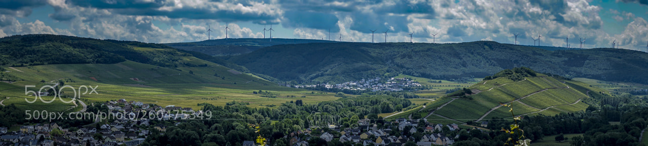 Sony a6000 sample photo. Brauneberg mosel - pano photography