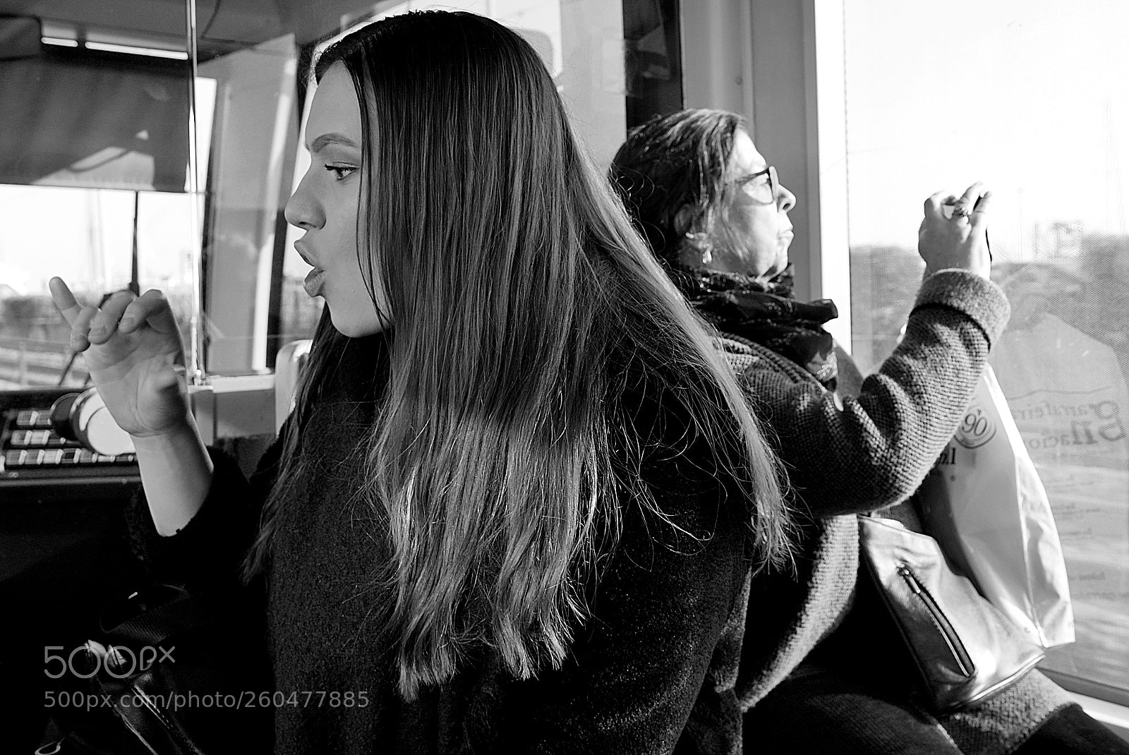 Panasonic Lumix DMC-LX100 sample photo. Conversation photography
