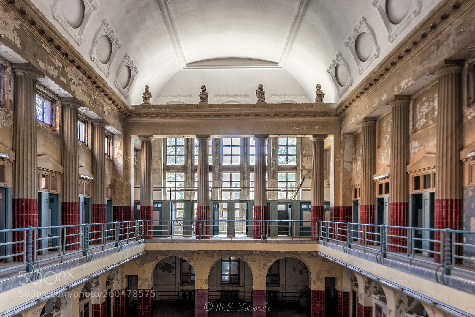 Canon EOS 80D sample photo. Altes stadtbad leipzig photography