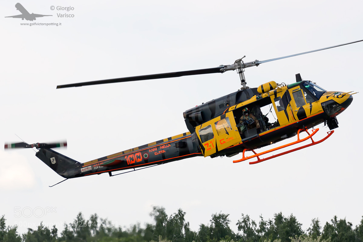 Canon EOS 700D (EOS Rebel T5i / EOS Kiss X7i) sample photo. Agusta-bell hh-212 italian air photography