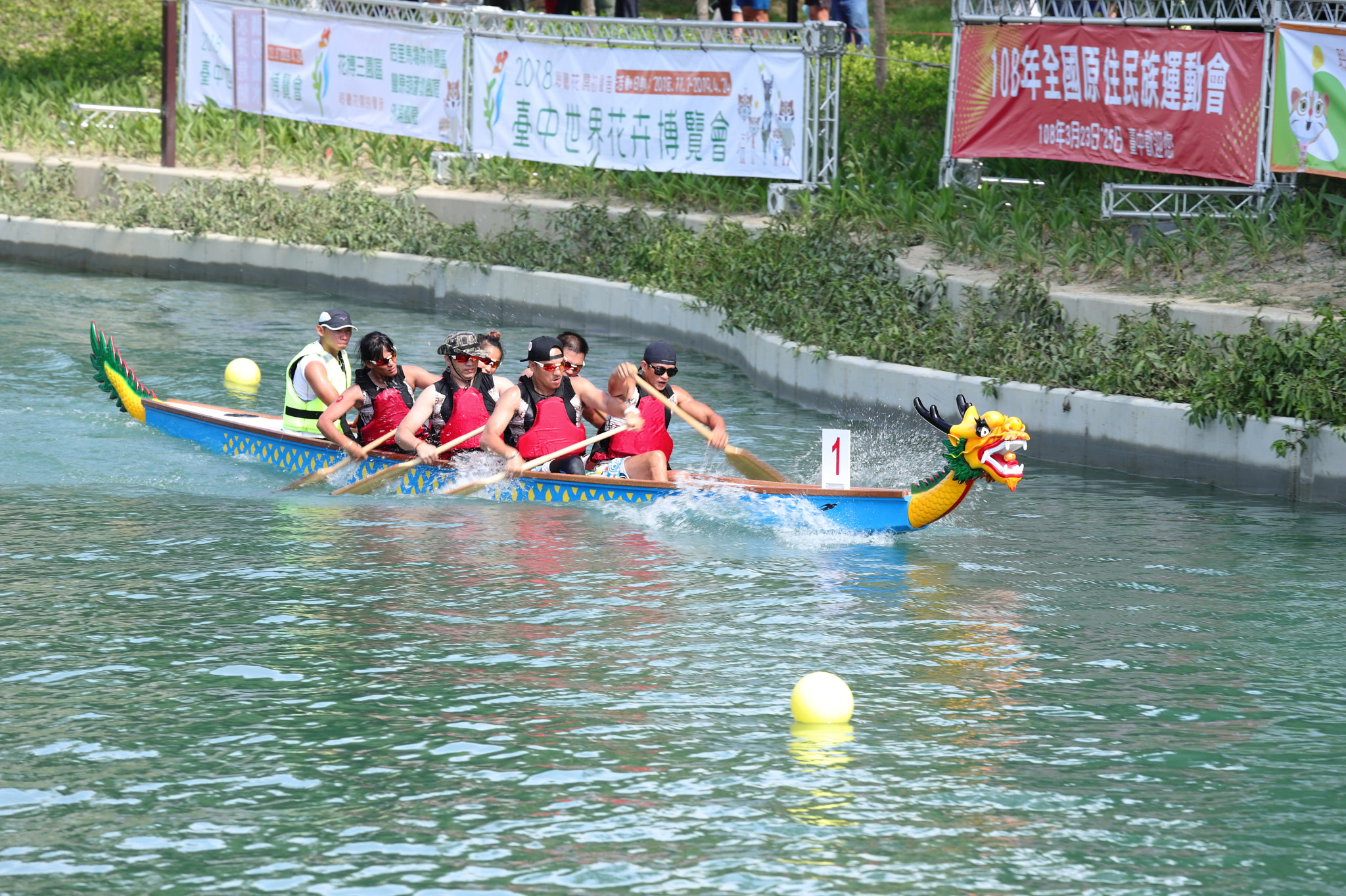 Canon EF 70-200mm F4L IS USM sample photo. Img_4704m dragon boat racing. 爬龍船 photography