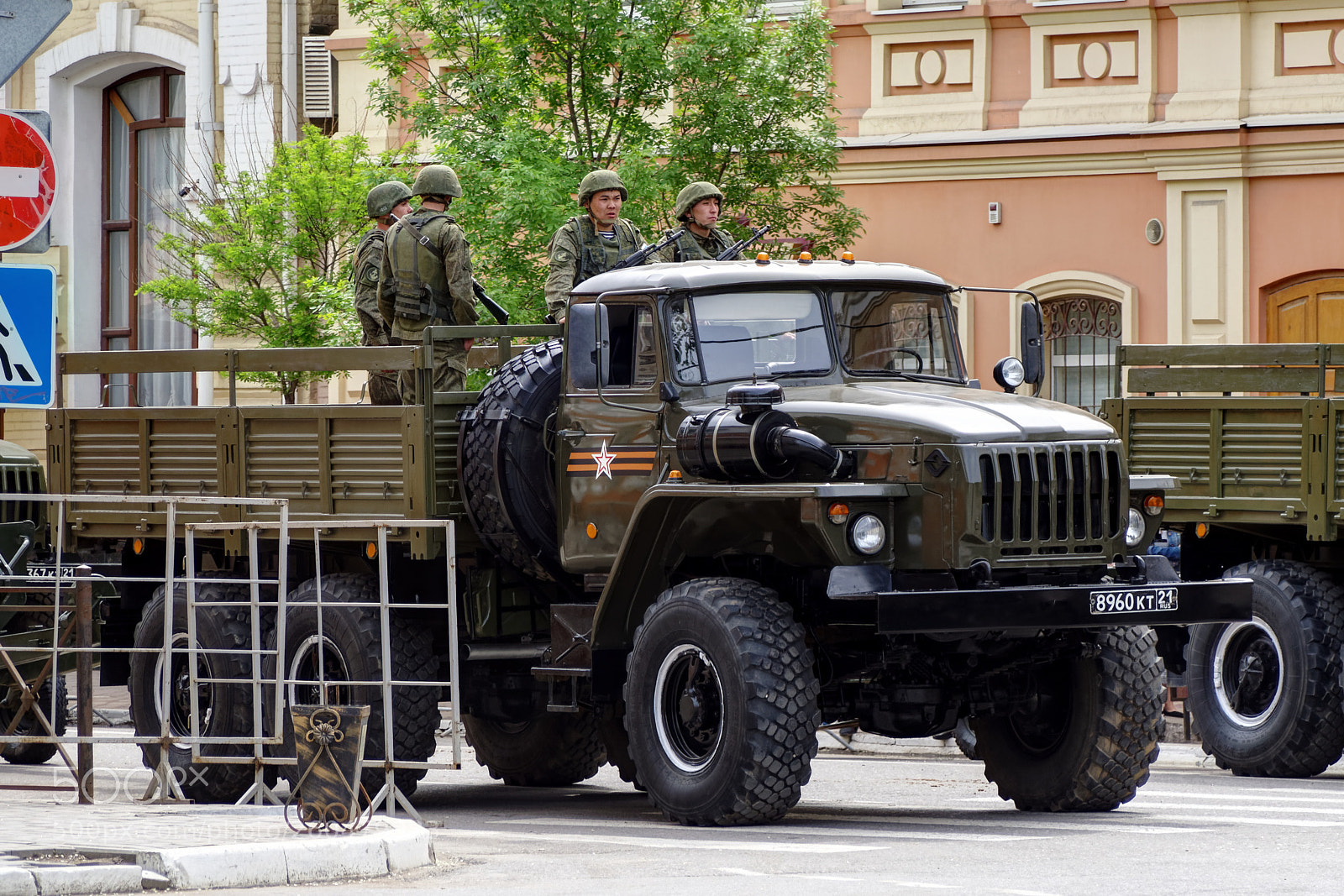 Olympus OM-D E-M10 sample photo. Astrakhan. victory day parade photography