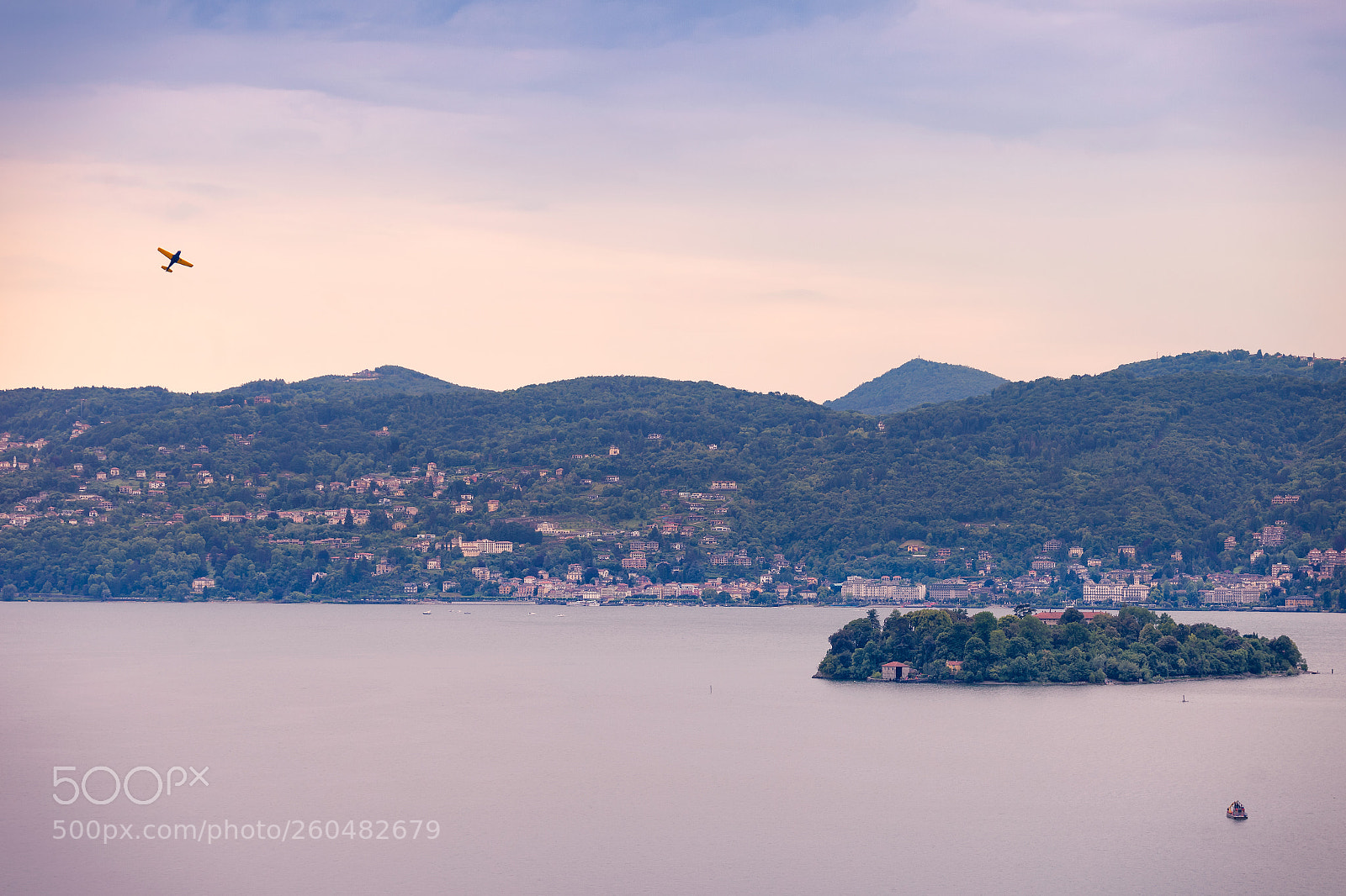 Canon EOS 5D Mark II sample photo. Scenic view of isola photography