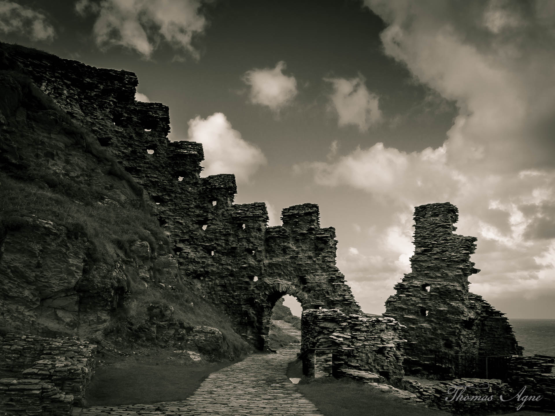 Sony Alpha NEX-6 sample photo. The gate to the castle of tintagel photography