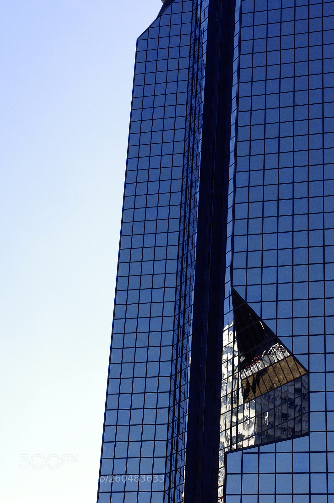 Pentax K-r sample photo. Tour miroir photography