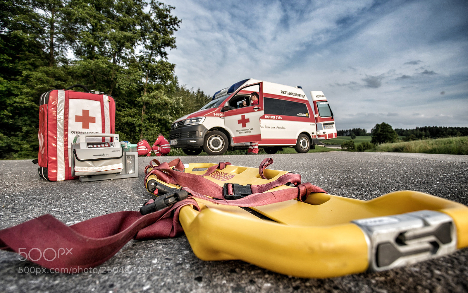 Canon EOS 6D Mark II sample photo. Ambulance photography