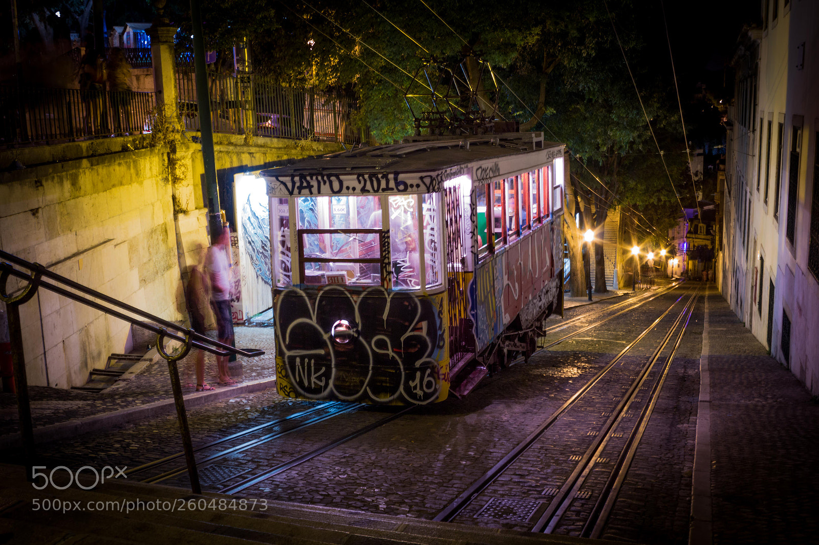 Canon EOS 600D (Rebel EOS T3i / EOS Kiss X5) sample photo. Lisbon tramway photography