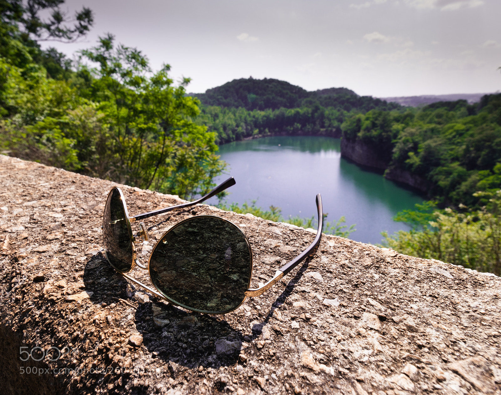 Canon EOS 80D sample photo. Sunglasses photography