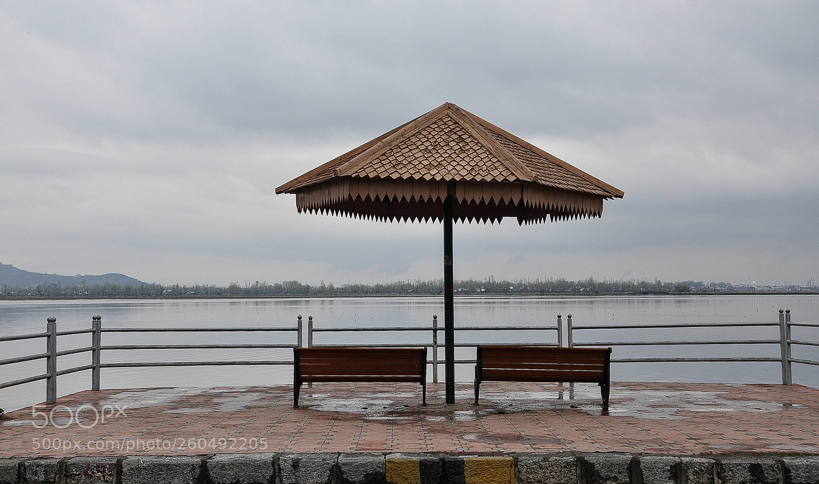 Nikon D90 sample photo. Vacant chairs photography