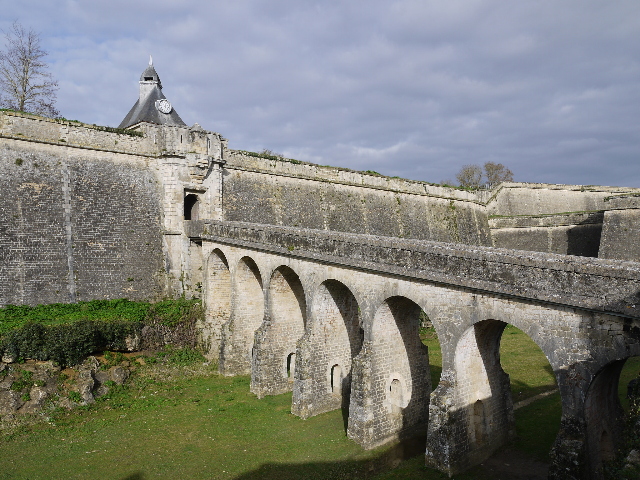 Panasonic Lumix DMC-G2 sample photo. Cité du vin et blaye janvier 2018 photography