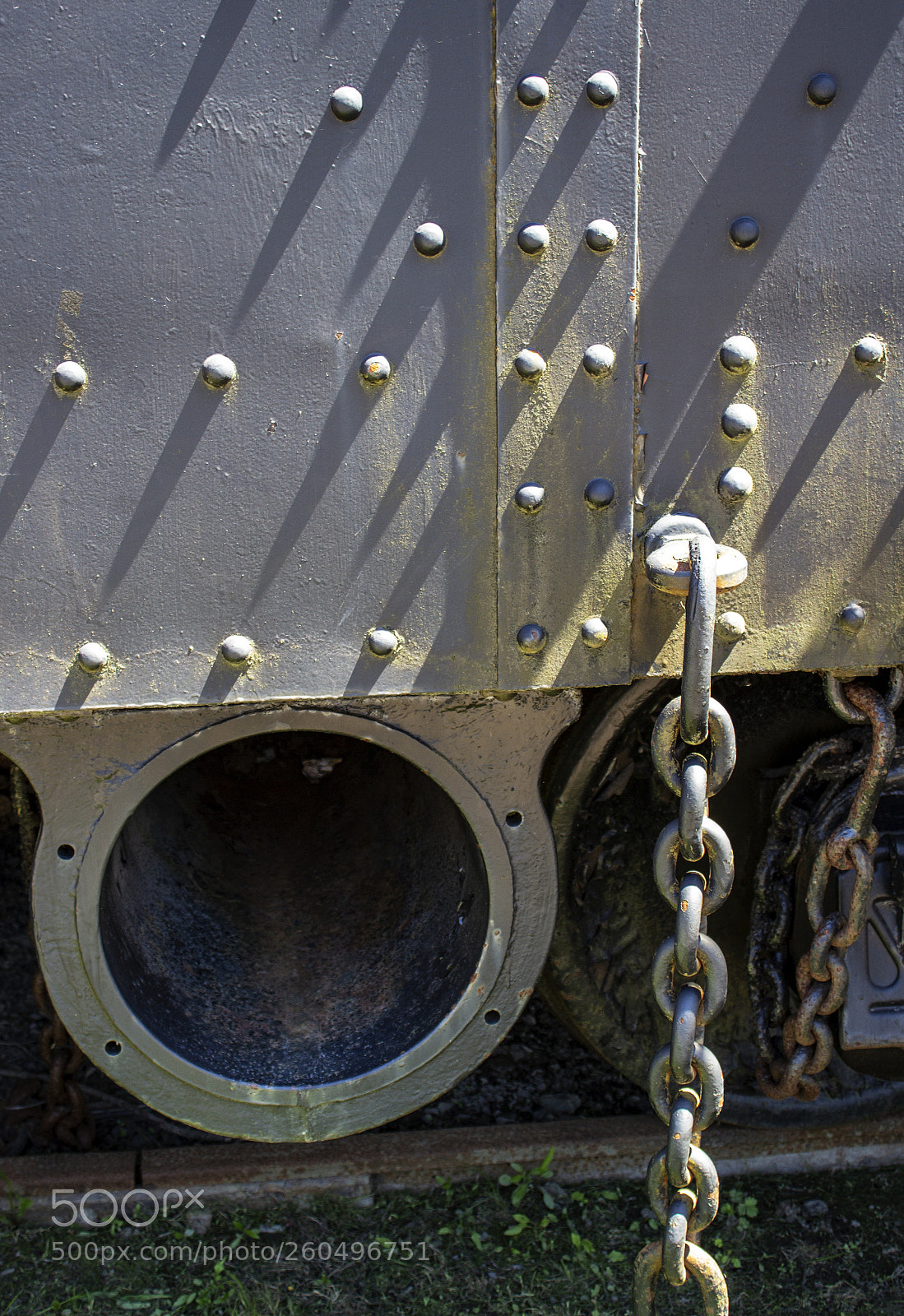 Canon EOS 600D (Rebel EOS T3i / EOS Kiss X5) sample photo. On the rail photography