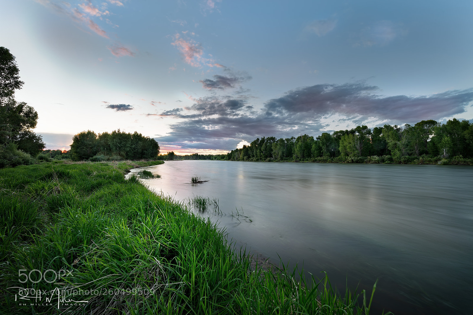 Canon EOS 5DS R sample photo. The rivers edge photography