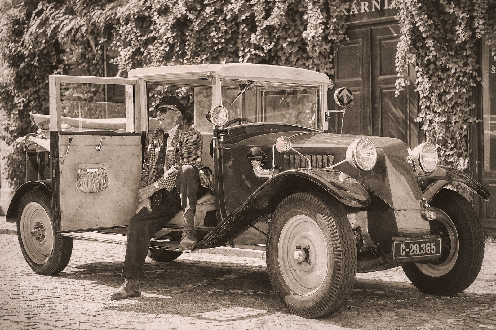 Nikon D700 sample photo. 100 years ago i. photography
