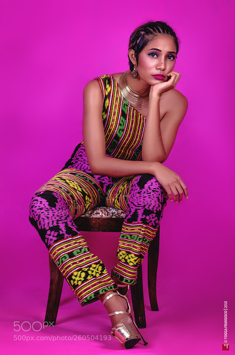Nikon D7000 sample photo. Mood in fashion photography