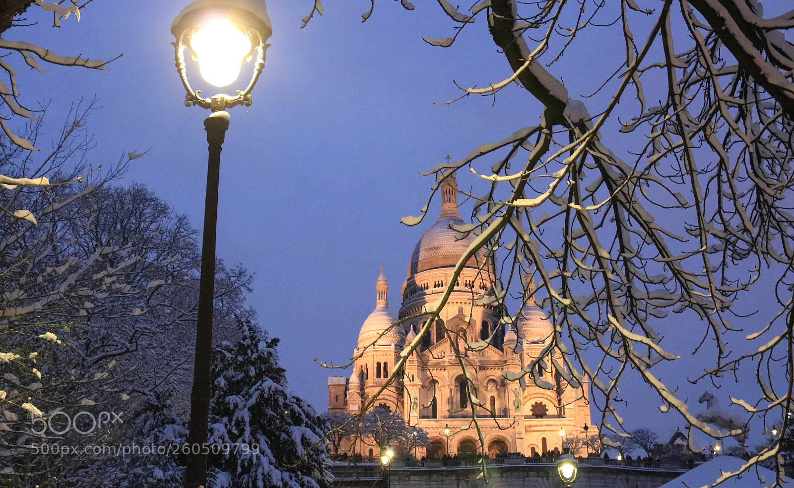 Canon EOS 760D (EOS Rebel T6s / EOS 8000D) sample photo. Monmatre twilight snow photography