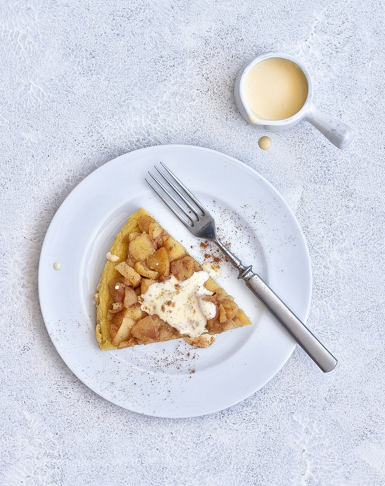 Nikon D5600 sample photo. Apple tart with vanilla photography