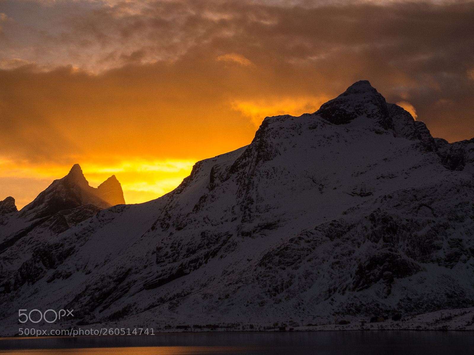 Panasonic Lumix DMC-GH4 sample photo. Sunset on lofoten islands photography
