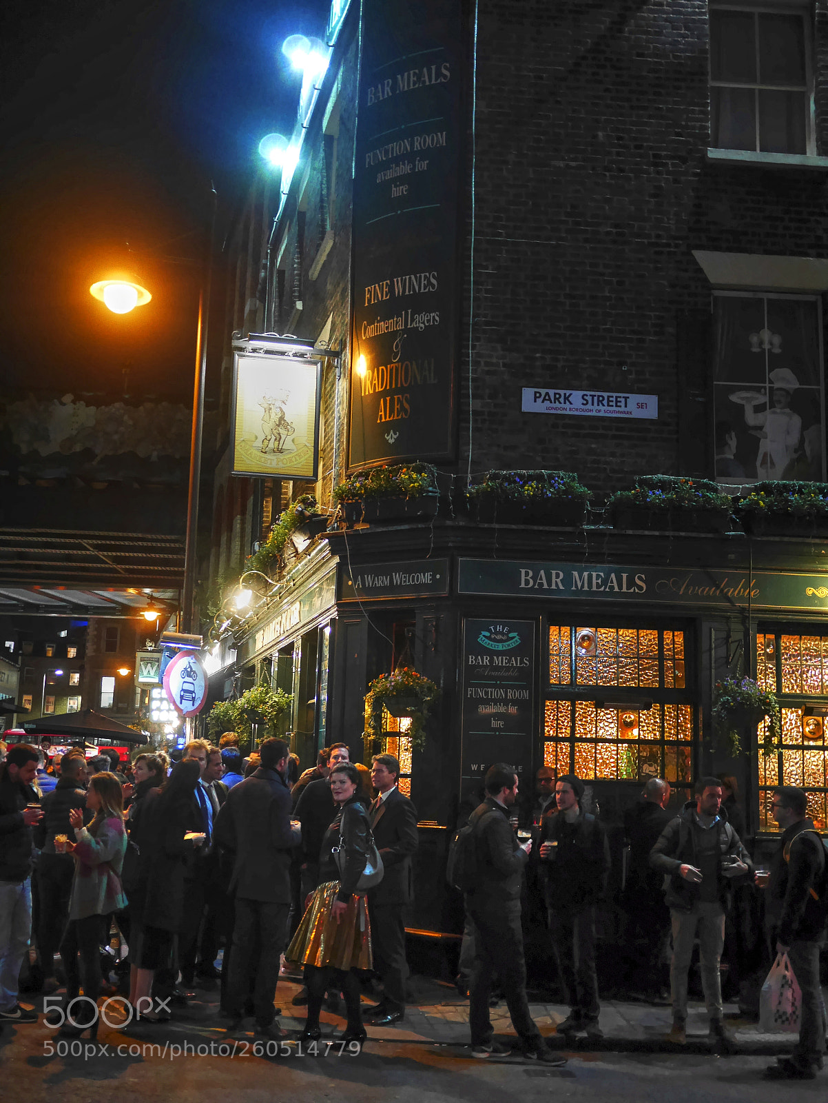 Panasonic Lumix DMC-GX7 sample photo. Night time borough market photography
