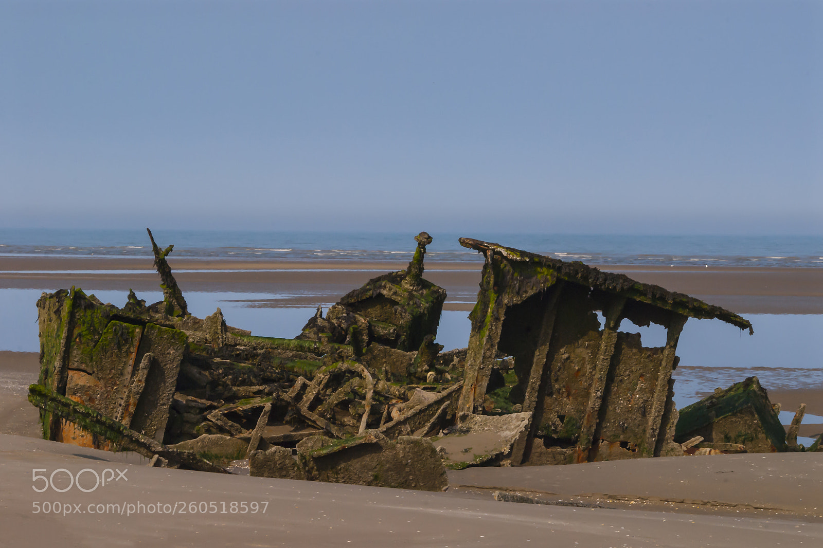 Nikon D200 sample photo. Ship wreck photography