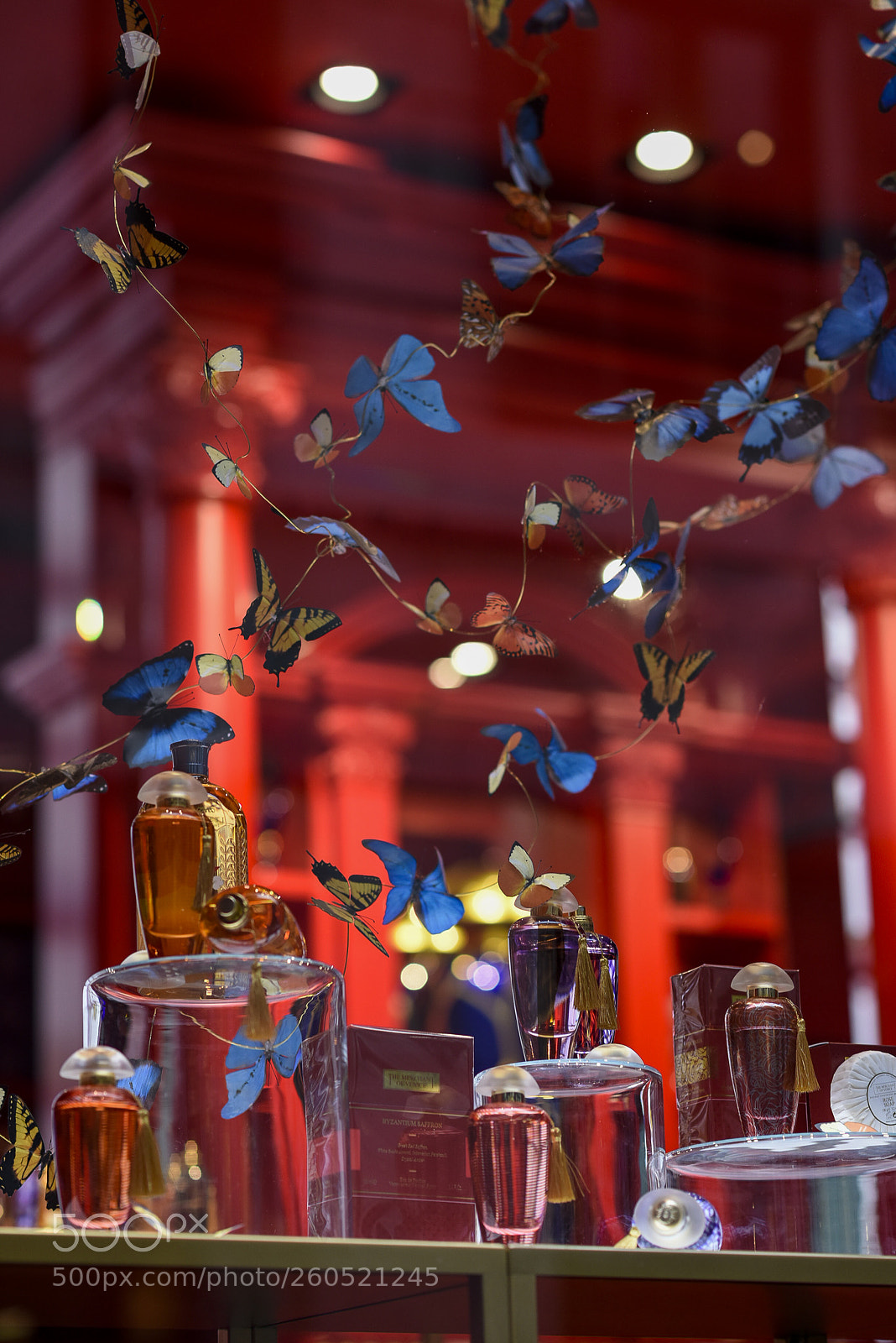 Nikon D810 sample photo. Perfume milan photography
