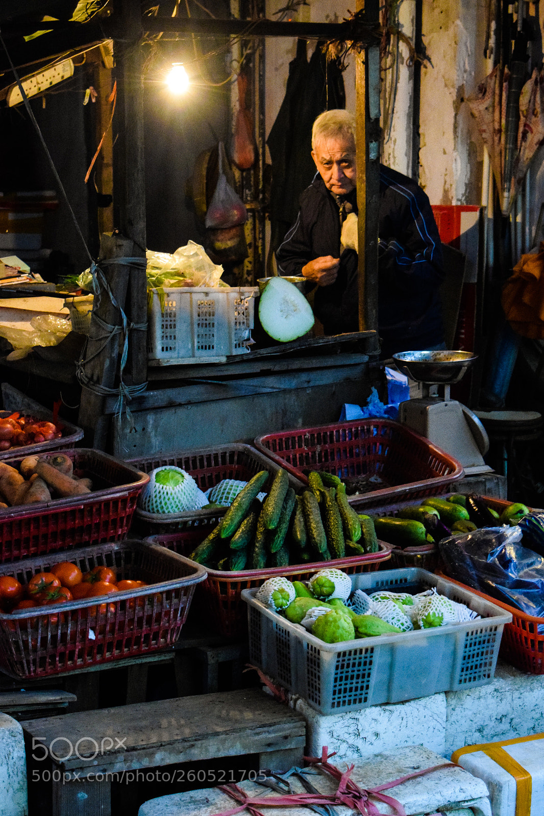 Nikon D5300 sample photo. Vampire like vegetable seller photography