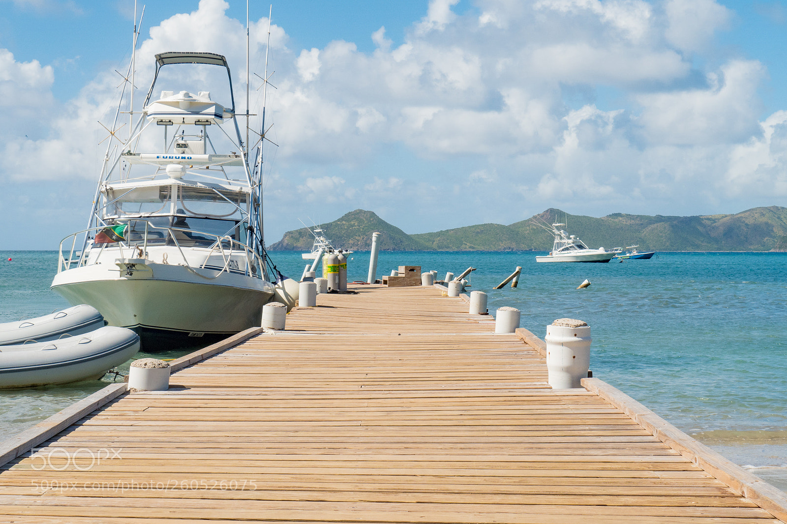 Olympus OM-D E-M5 II sample photo. Oualie jetty photography