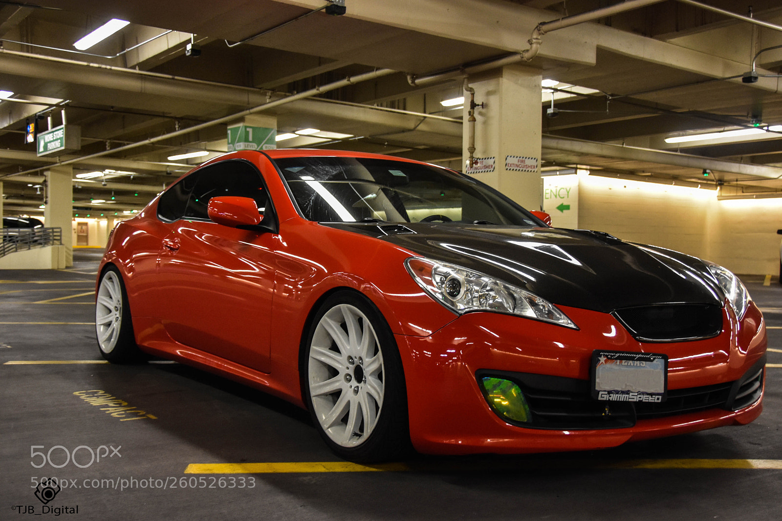 Nikon D7200 sample photo. Red car in a photography