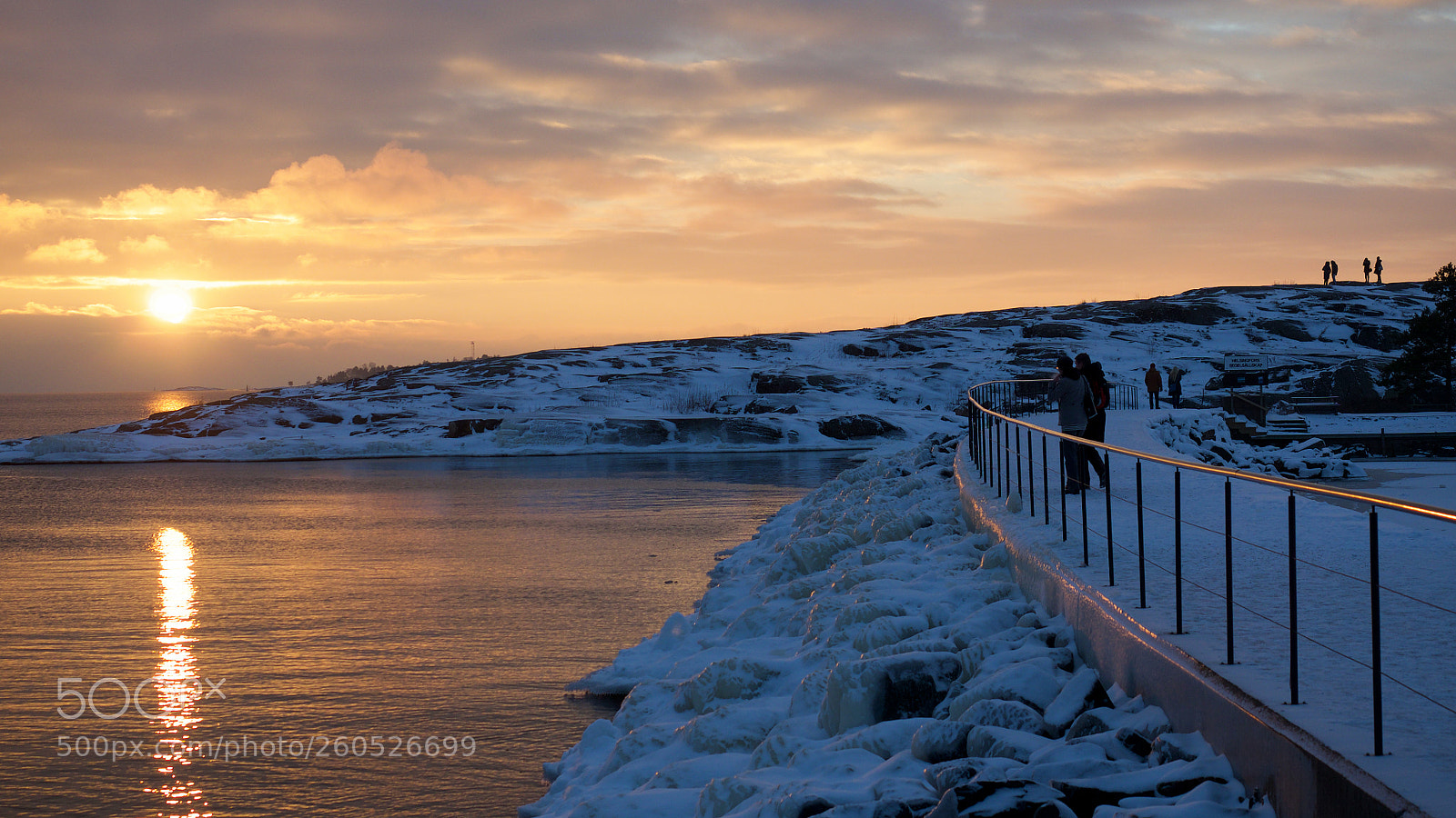 Olympus OM-D E-M5 II sample photo. Winter sunset photography