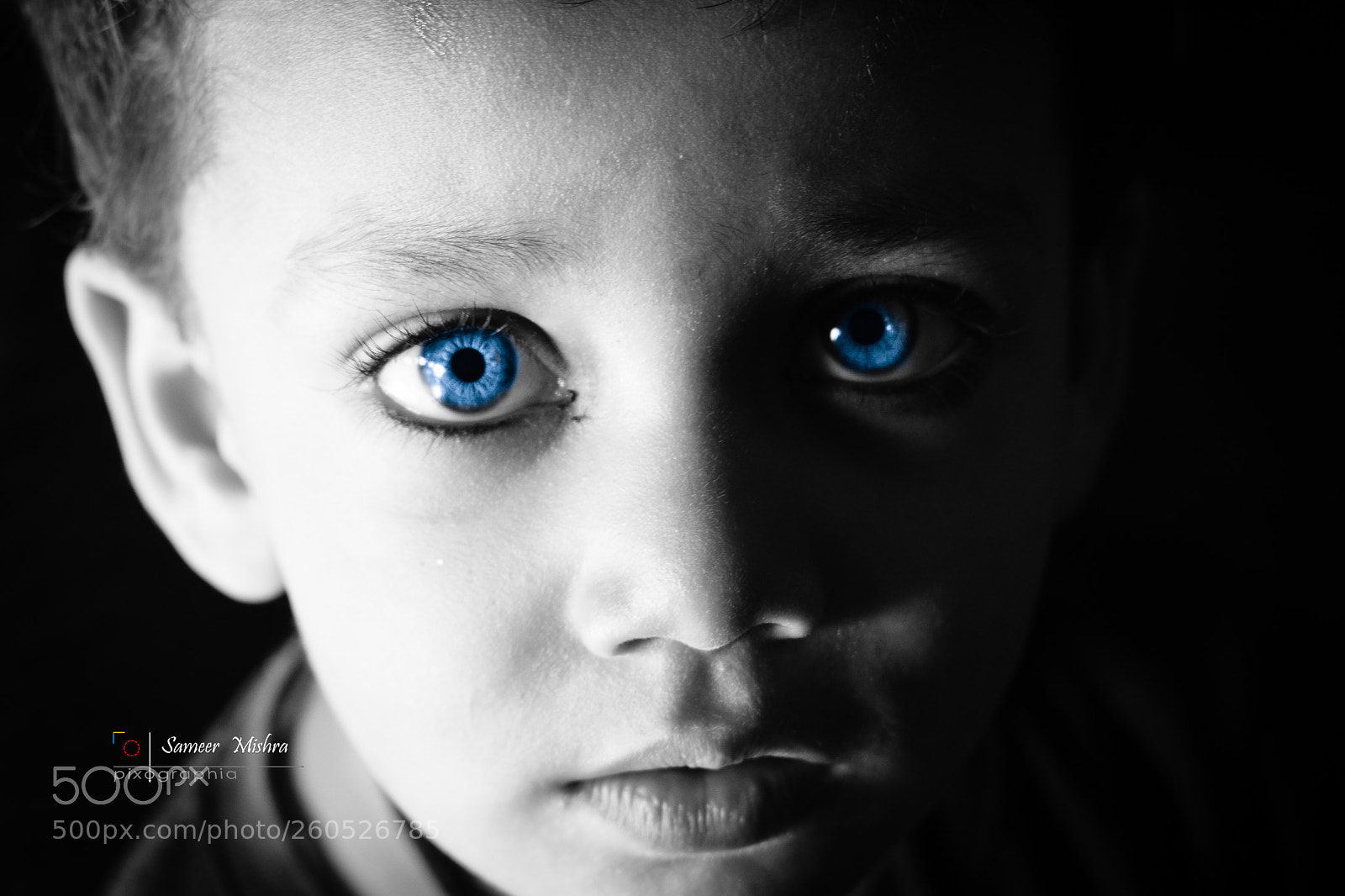 Nikon D5300 sample photo. Blue eyes boy photography