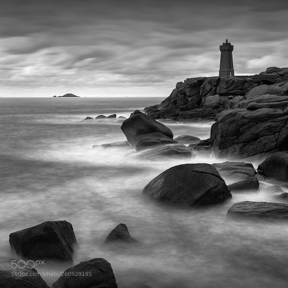 Nikon D810 sample photo. Lighthouse - perros guirec photography