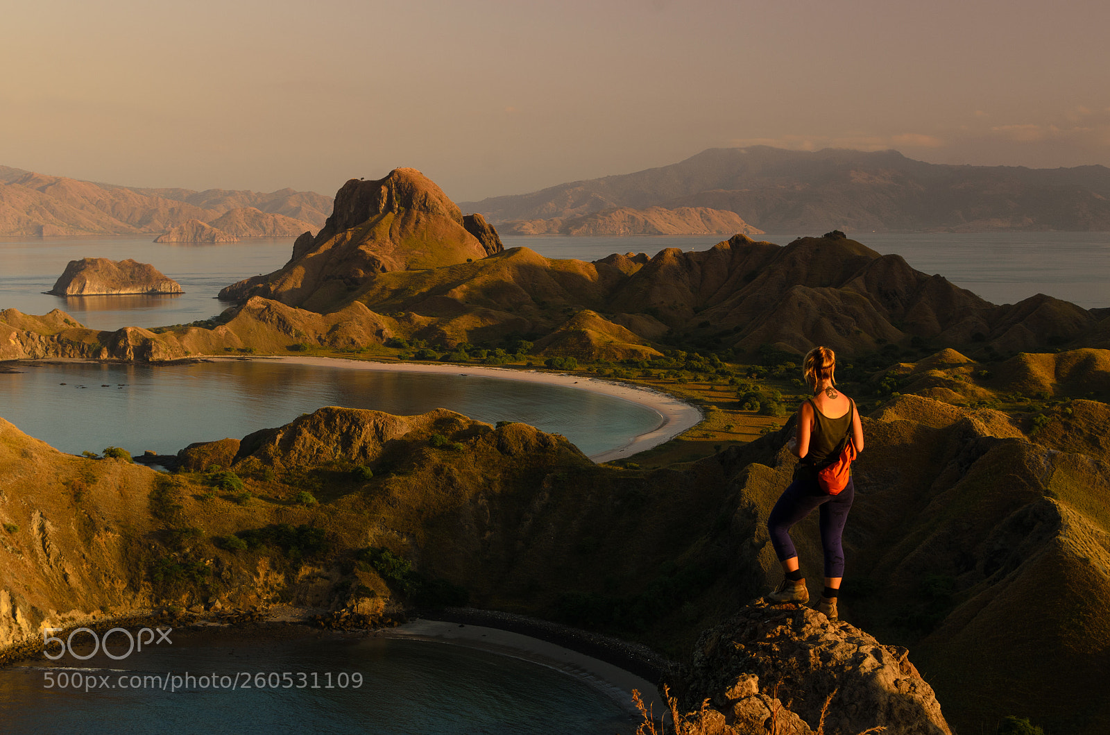 Nikon D7000 sample photo. Golden morning in padar photography