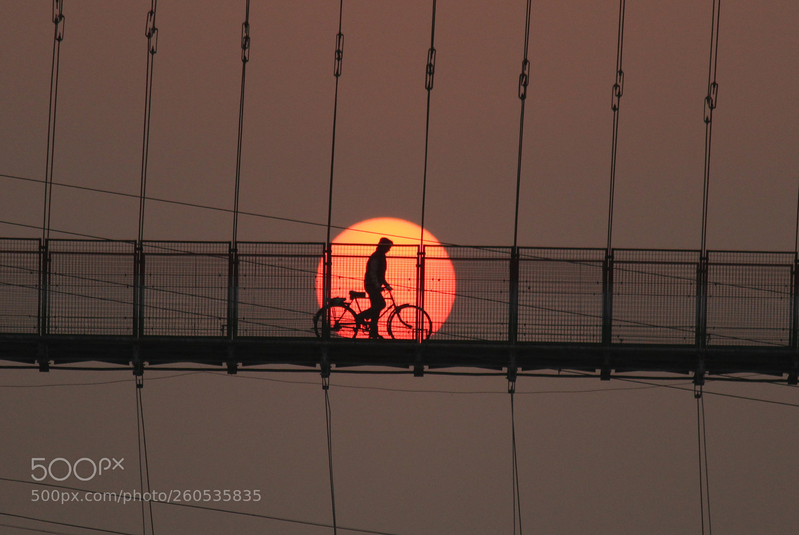 Canon EF-S 55-250mm F4-5.6 IS II sample photo. A traveler photography