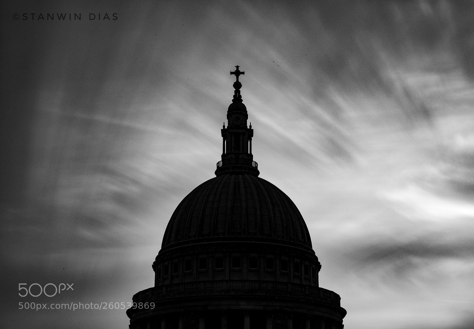 Canon EOS 5D Mark IV sample photo. Duomo of st paul's photography