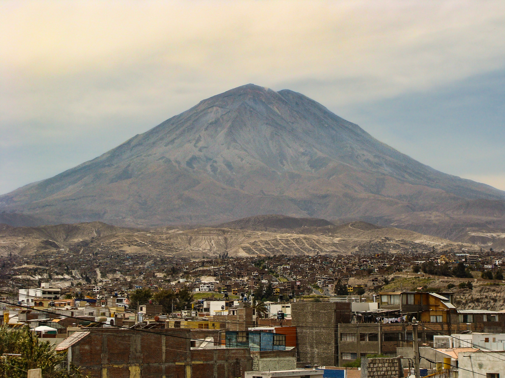 Sony DSC-H3 sample photo. Arequipa, volcano misti photography