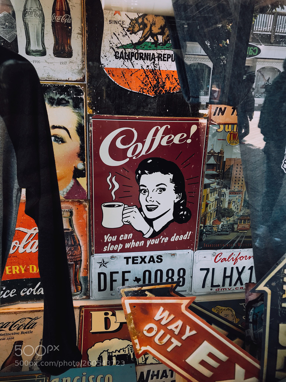 Apple iPhone 7 Plus sample photo. Posters to coffee lovers. photography