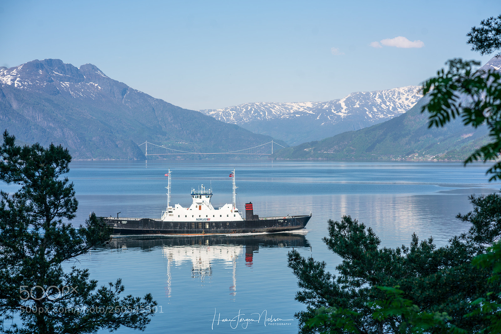Sony a7R II sample photo. Utne-kinsarvik ferry photography