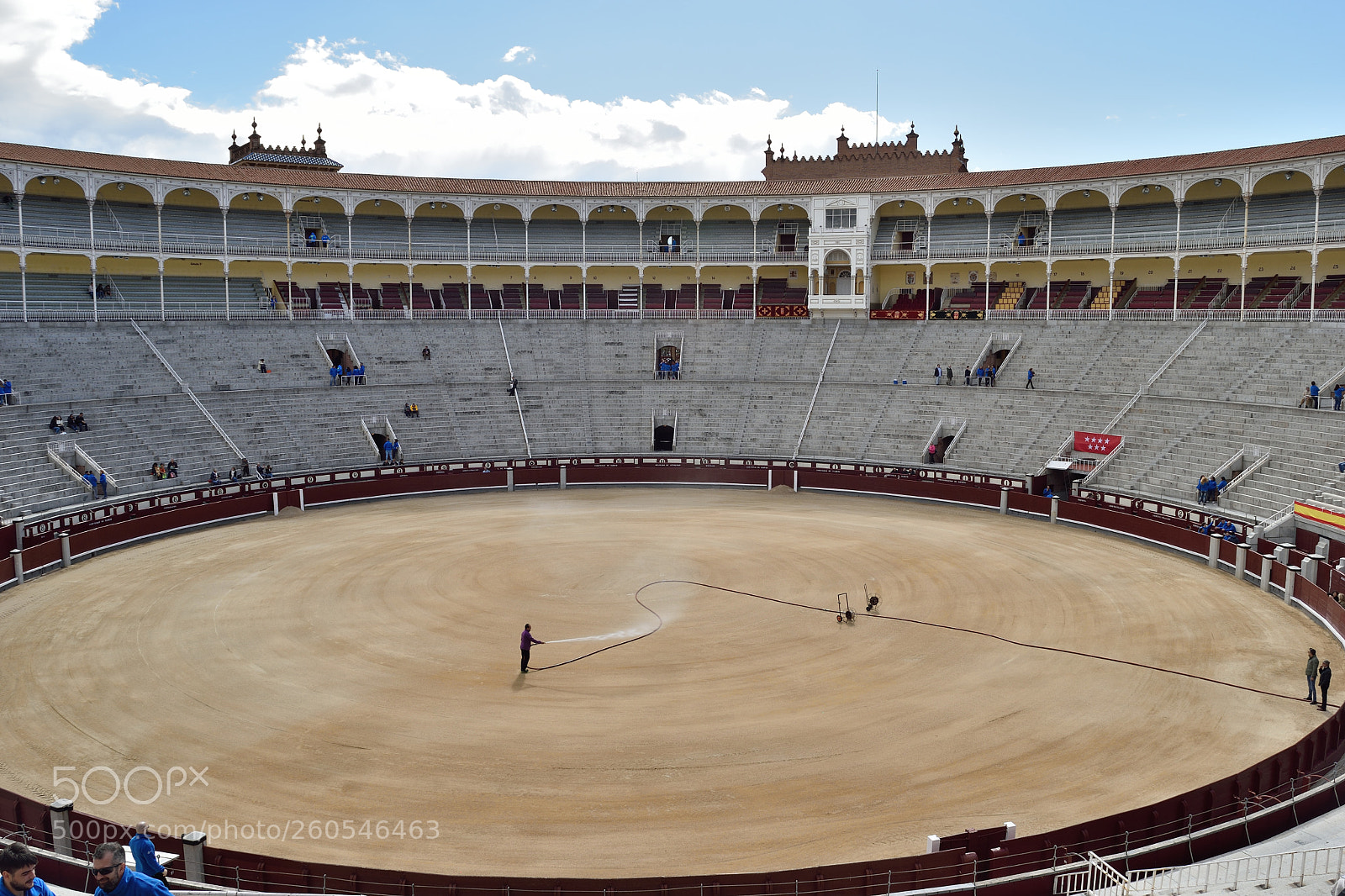 Nikon D5500 sample photo. Place des toros de photography