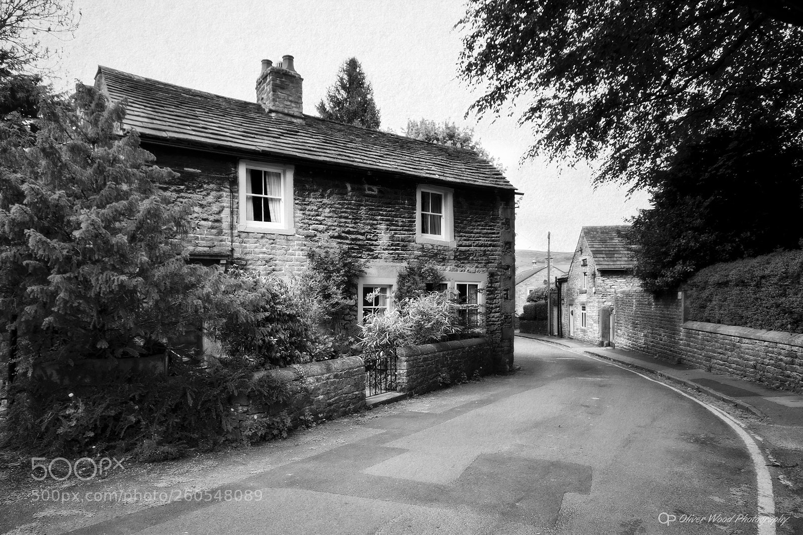 Nikon D200 sample photo. Castleton cottage - paper photography