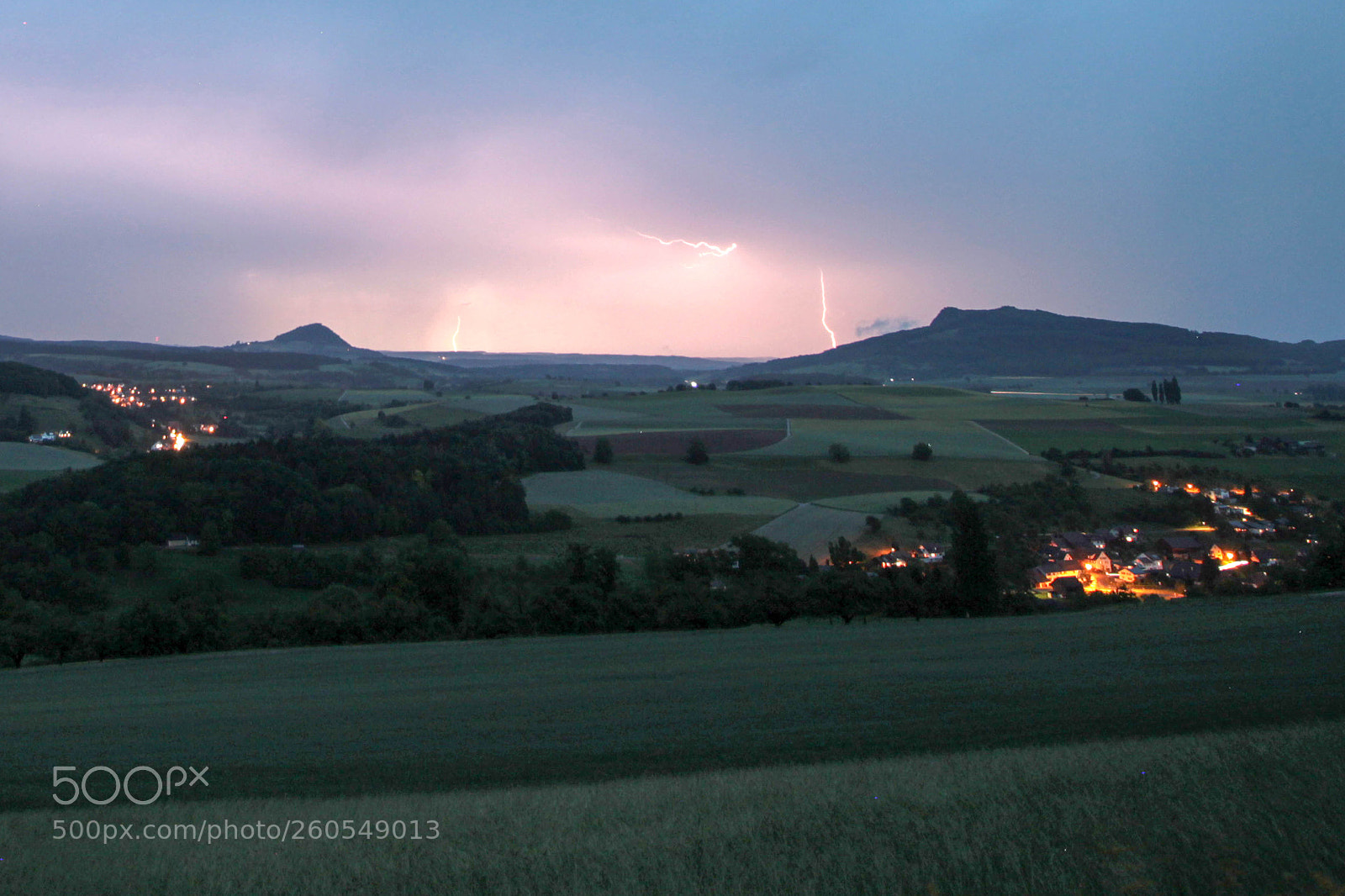Canon EOS 600D (Rebel EOS T3i / EOS Kiss X5) sample photo. Thunderstorm photography
