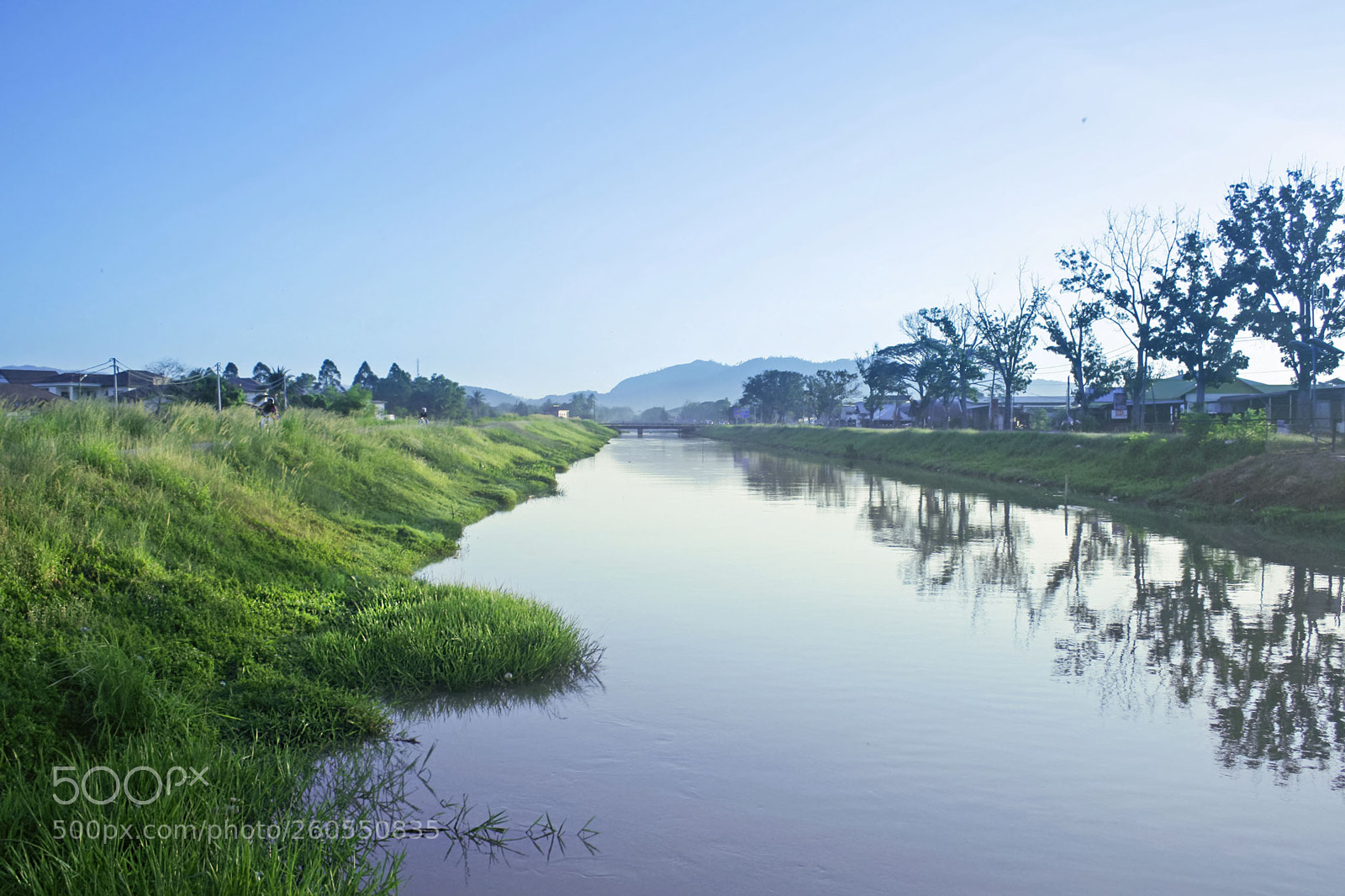 Canon EOS 400D (EOS Digital Rebel XTi / EOS Kiss Digital X) sample photo. Morning at jitra photography