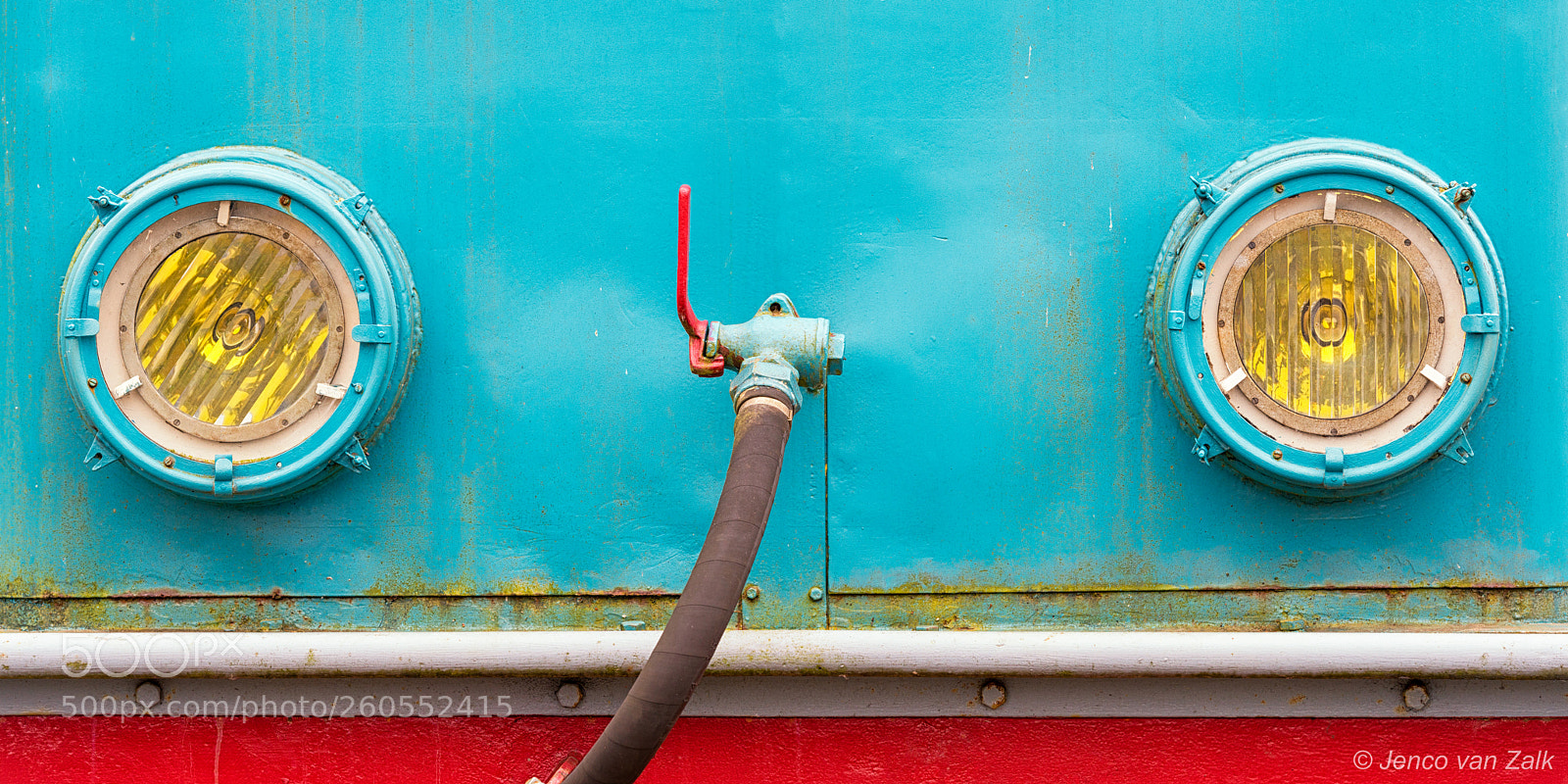 Nikon D800E sample photo. Headlights of a shunting photography