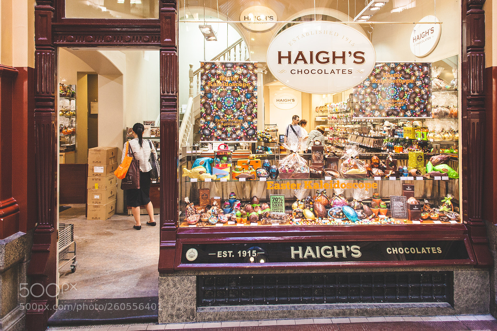 Canon EOS 5D Mark II sample photo. Chocolate shop photography