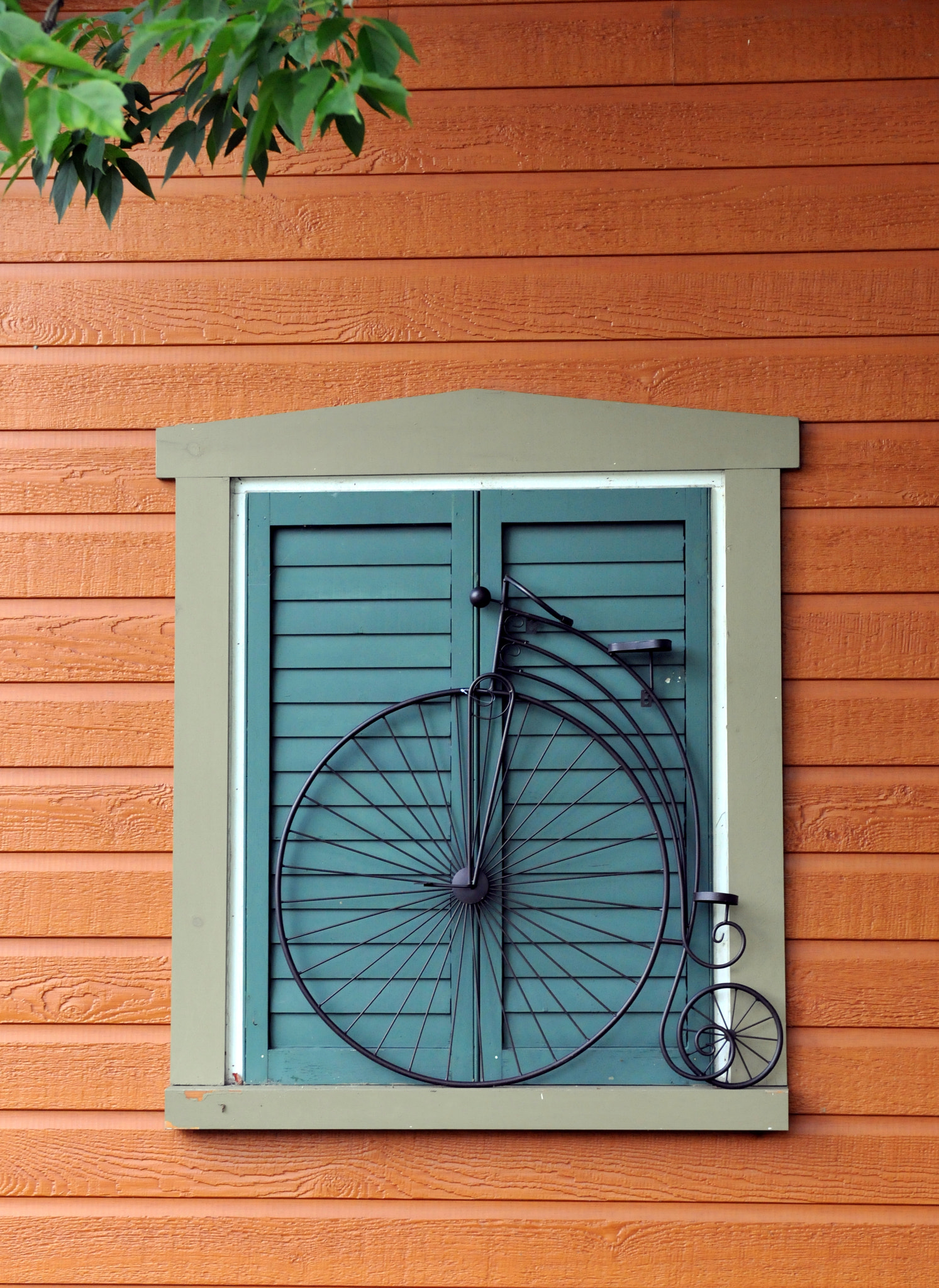 Nikon D300 sample photo. A bike in the window photography