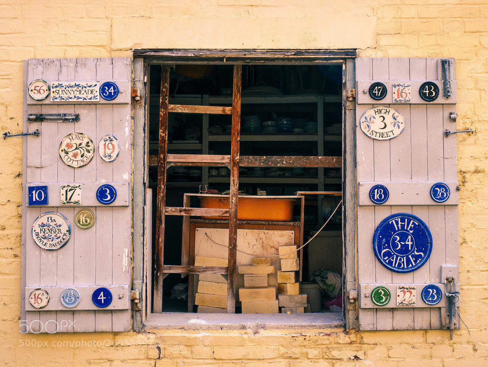 Panasonic Lumix DMC-GX85 (Lumix DMC-GX80 / Lumix DMC-GX7 Mark II) sample photo. Star pottery, lewes photography